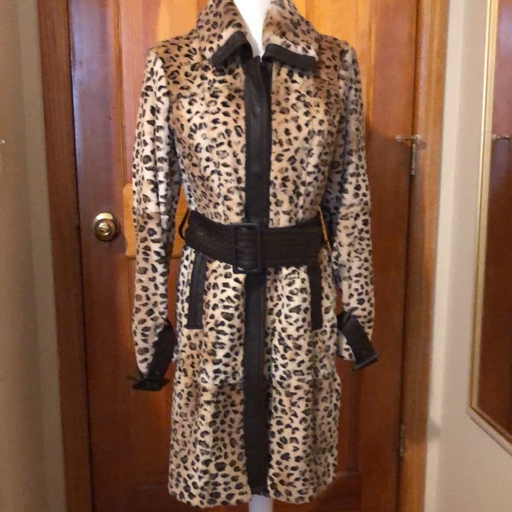 Bebe leopard coat long with belt!